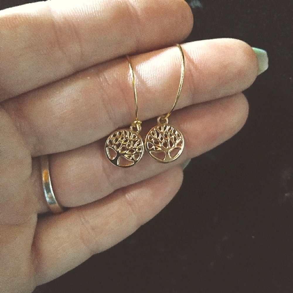 🐝5/$25 Handmade tree of life earrings